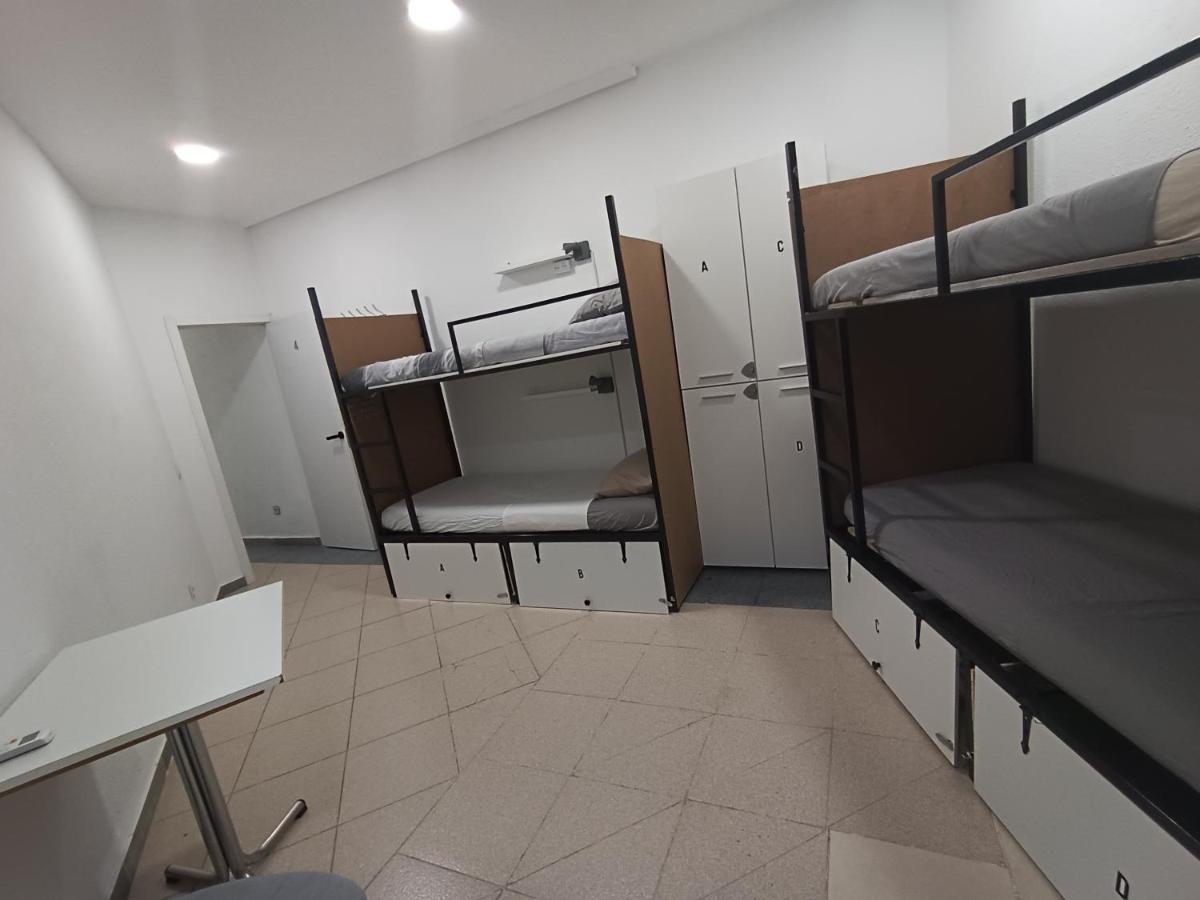 Parsa Booking Madrid Zimmer foto